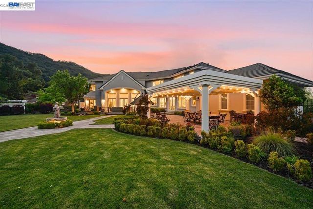 8509 Lupine Ct, Pleasanton, CA 94588