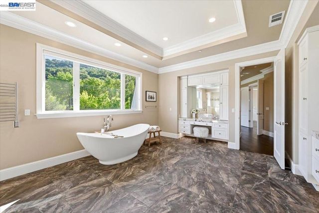 8509 Lupine Ct, Pleasanton, CA 94588