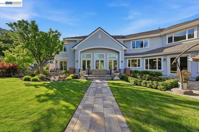 8509 Lupine Ct, Pleasanton, CA 94588