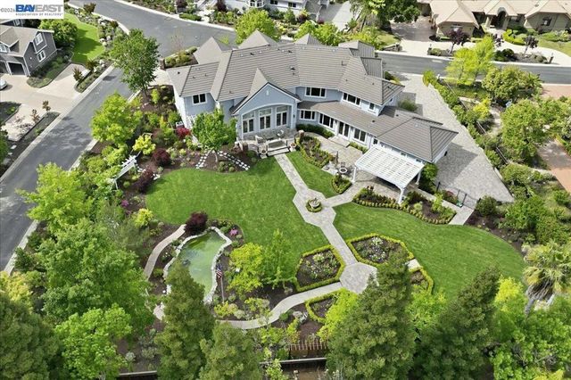 8509 Lupine Ct, Pleasanton, CA 94588