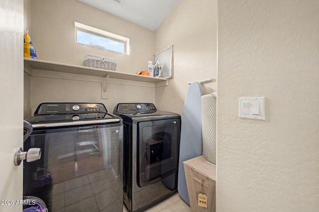17365 N CAVE CREEK Road 244, Phoenix, AZ 85032