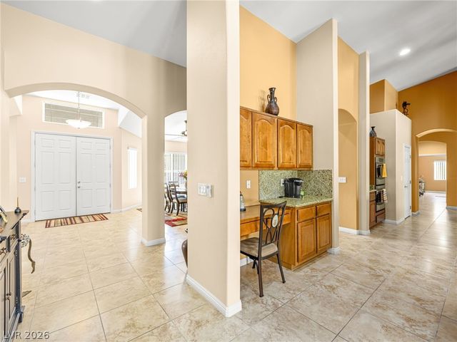 6524 Colossal Cave Avenue, Las Vegas, NV 89131