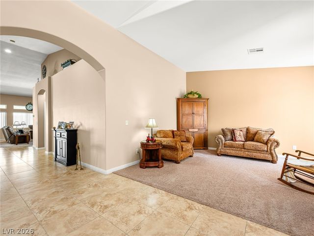 6524 Colossal Cave Avenue, Las Vegas, NV 89131