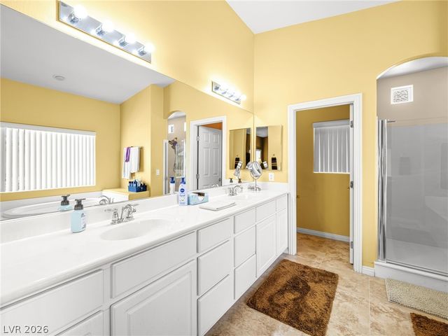 6524 Colossal Cave Avenue, Las Vegas, NV 89131