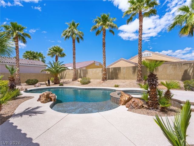 6524 Colossal Cave Avenue, Las Vegas, NV 89131