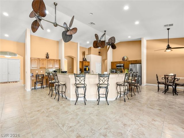 6524 Colossal Cave Avenue, Las Vegas, NV 89131