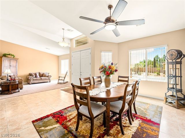 6524 Colossal Cave Avenue, Las Vegas, NV 89131
