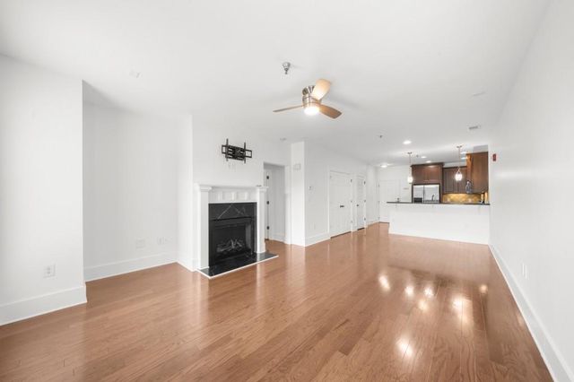 2360 Logan Circle NE 101, Atlanta, GA 30319