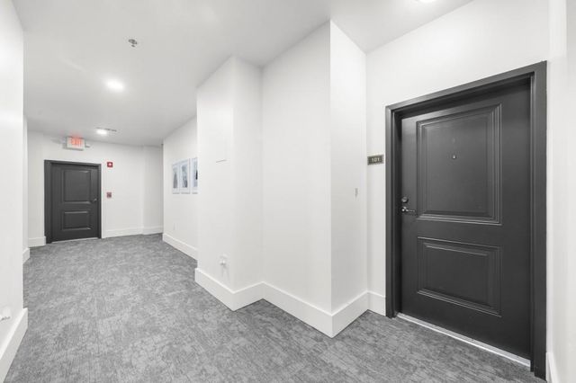 2360 Logan Circle NE 101, Atlanta, GA 30319