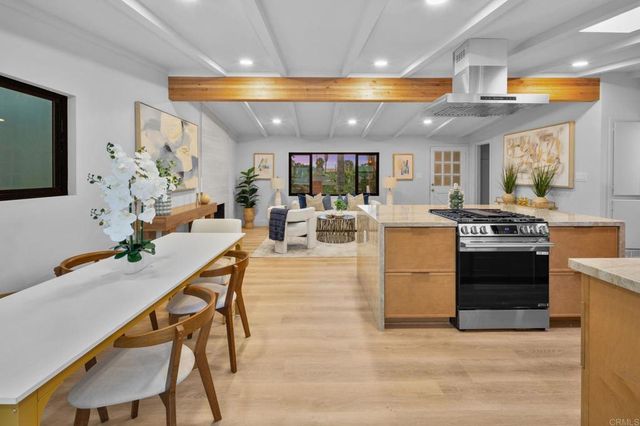 5091 El Arbol Drive, Carlsbad, CA 92008
