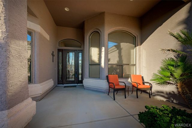 994 Talon Pointe Drive, Bullhead City, AZ 86429