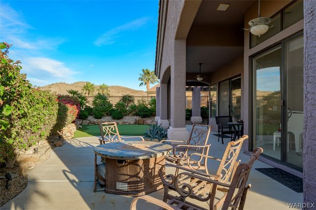 994 Talon Pointe Drive, Bullhead City, AZ 86429