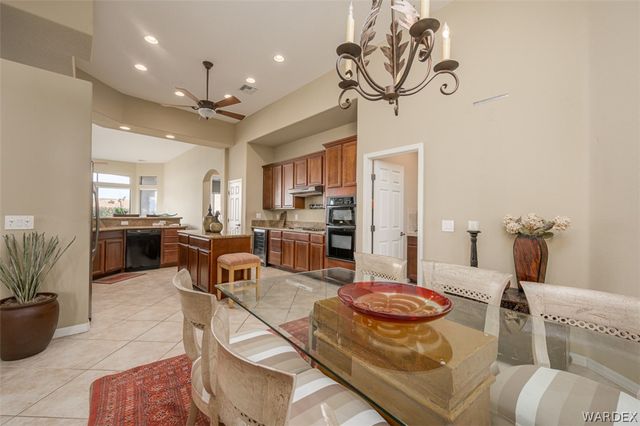 994 Talon Pointe Drive, Bullhead City, AZ 86429