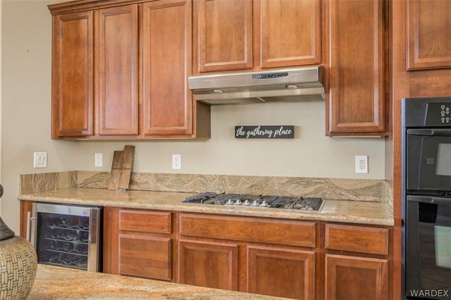 994 Talon Pointe Drive, Bullhead City, AZ 86429