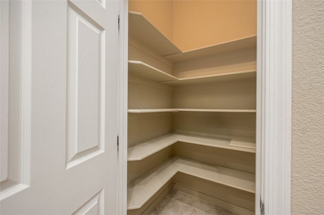 994 Talon Pointe Drive, Bullhead City, AZ 86429