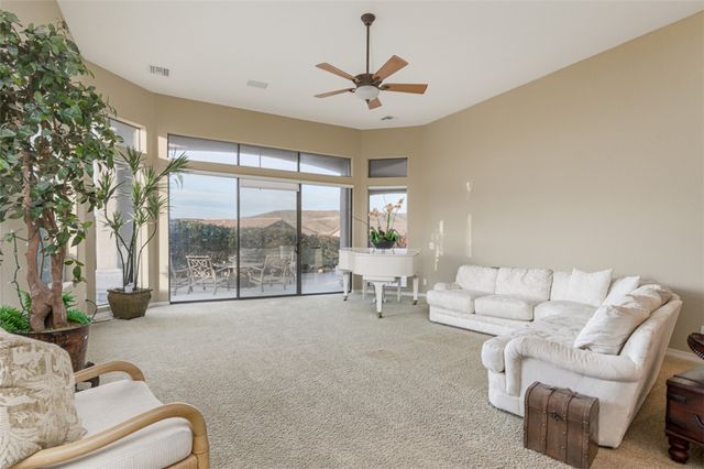 994 Talon Pointe Drive, Bullhead City, AZ 86429