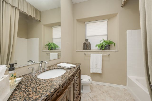 994 Talon Pointe Drive, Bullhead City, AZ 86429