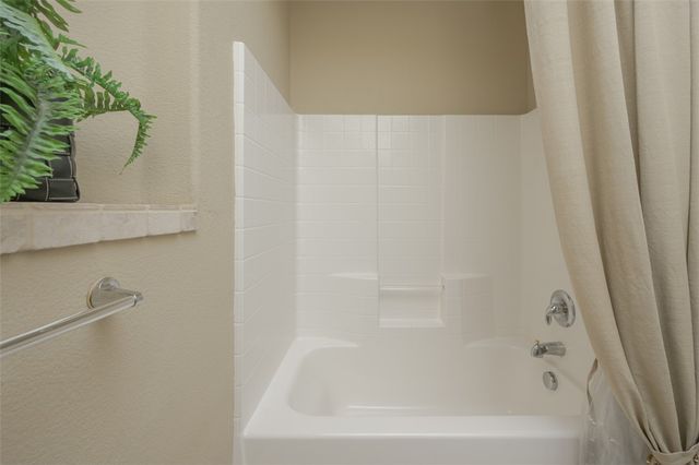 994 Talon Pointe Drive, Bullhead City, AZ 86429