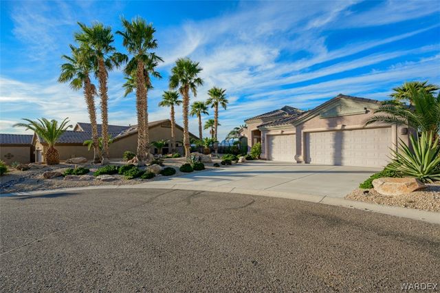 994 Talon Pointe Drive, Bullhead City, AZ 86429