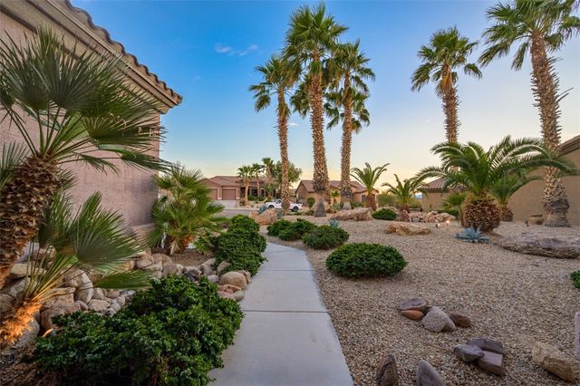 994 Talon Pointe Drive, Bullhead City, AZ 86429