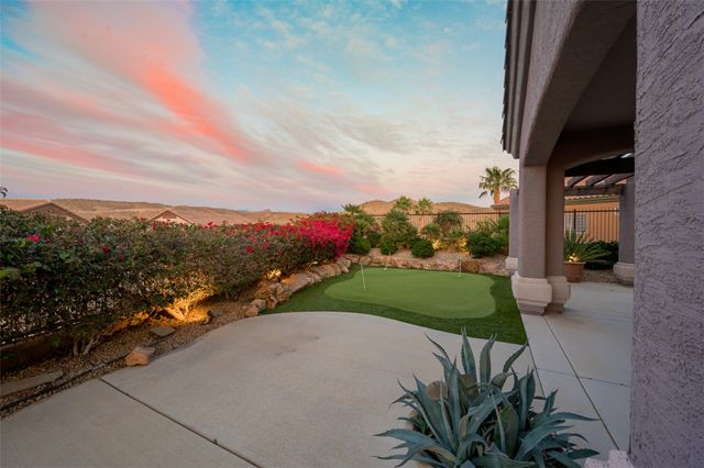 994 Talon Pointe Drive, Bullhead City, AZ 86429