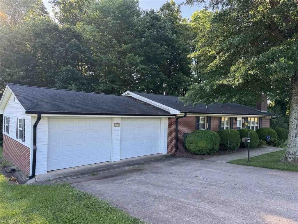 2969 Piney Mountain Road, Walnut Cove, NC 27052