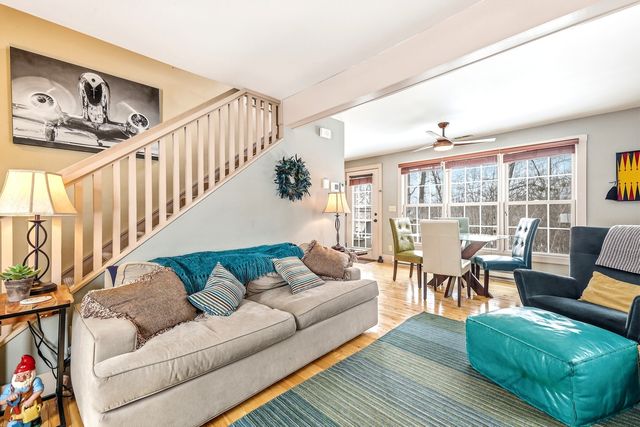 7 Settler Lane, Galena, IL 61036