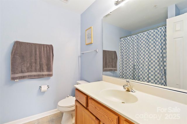 1108 Plaza Walk Drive, Charlotte, NC 28215
