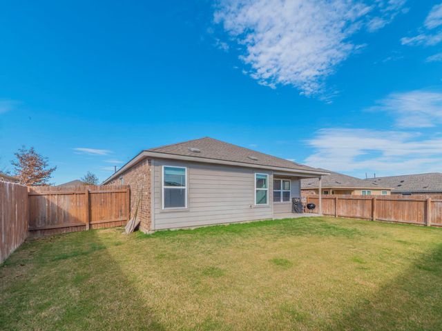 1308 Nokota BND, Georgetown, TX 78626