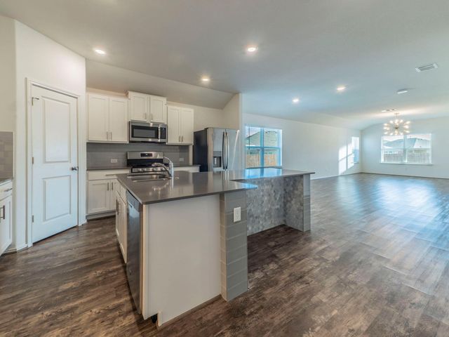 1308 Nokota BND, Georgetown, TX 78626