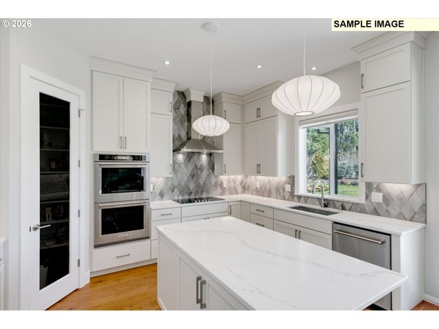 118 ANNABELLE St, Castle Rock, WA 98611