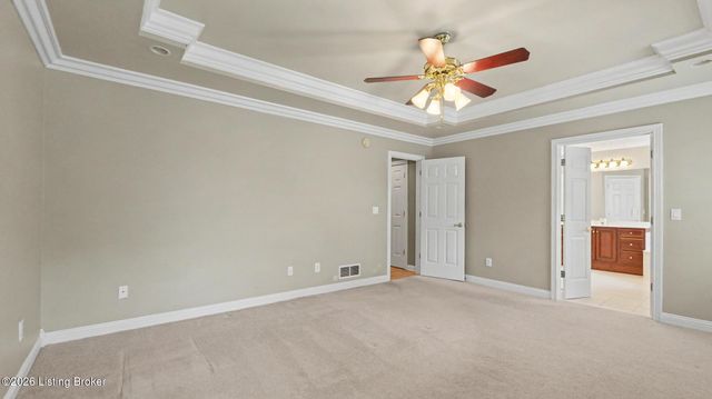 3902 Stonyrun Dive, Louisville, KY 40220