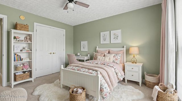 3902 Stonyrun Dive, Louisville, KY 40220