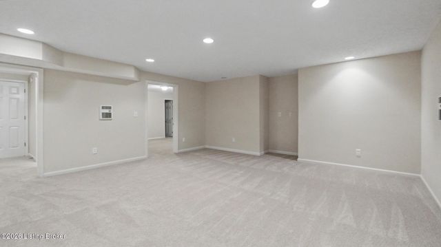 3902 Stonyrun Dive, Louisville, KY 40220