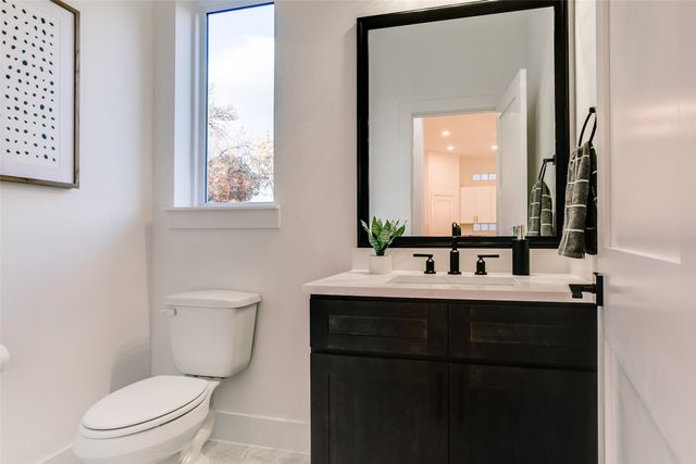 2130 SHEA Road 1002, Dallas, TX 75235