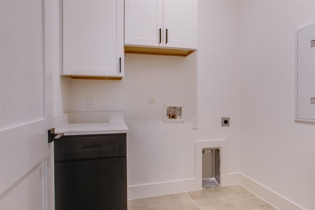 2130 SHEA Road 1002, Dallas, TX 75235