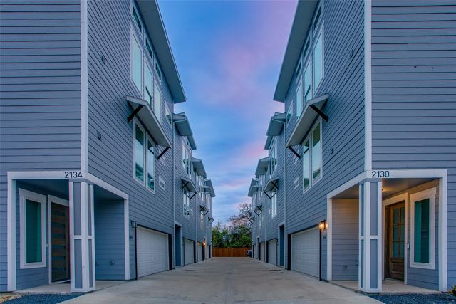 2130 SHEA Road 1002, Dallas, TX 75235
