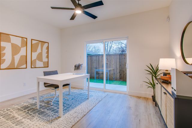 2130 SHEA Road 1002, Dallas, TX 75235