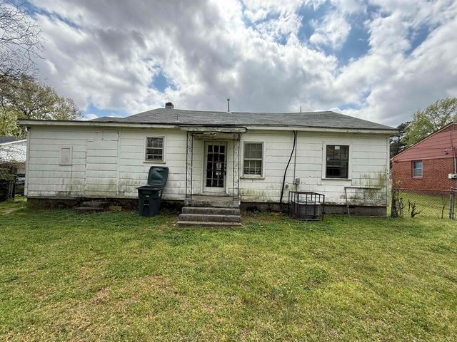 66 E ROLLINS RD, Memphis, TN 38109