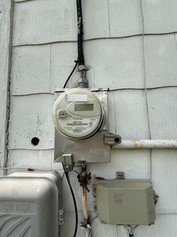 66 E ROLLINS RD, Memphis, TN 38109