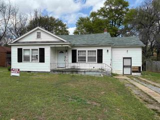 66 E ROLLINS RD, Memphis, TN 38109