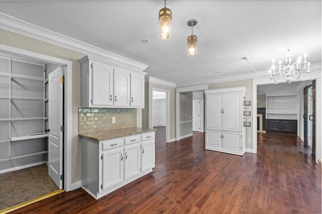 2221 Chimney Hills Drive, Soddy Daisy, TN 37379
