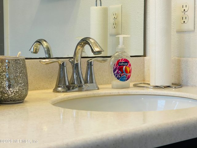 15792 BAINEBRIDGE Drive, Jacksonville, FL 32218