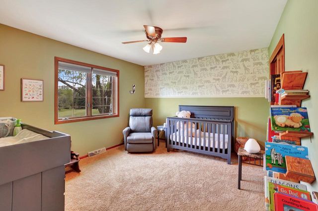 N69W28160 River Park COURT, Hartland, WI 53029