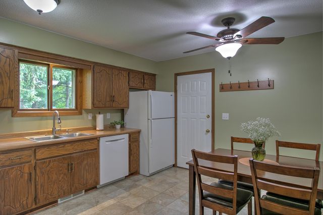 9793 301st Avenue NE, North Branch, MN 55056