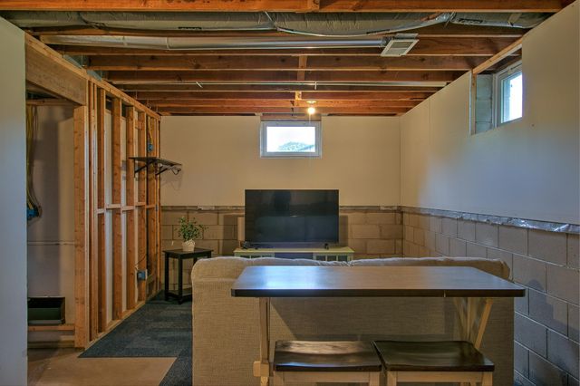 9793 301st Avenue NE, North Branch, MN 55056