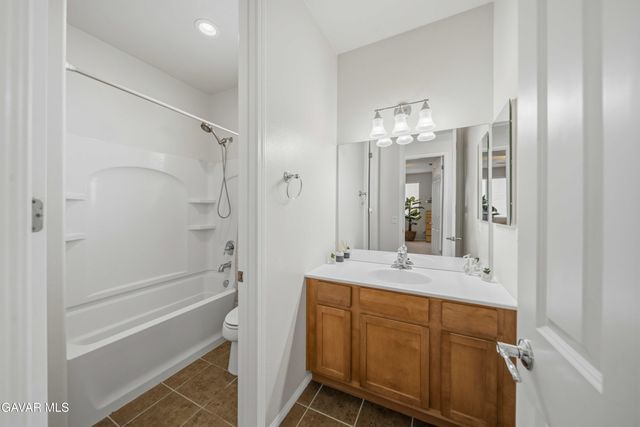 38031 Clermont Avenue, Palmdale, CA 93552