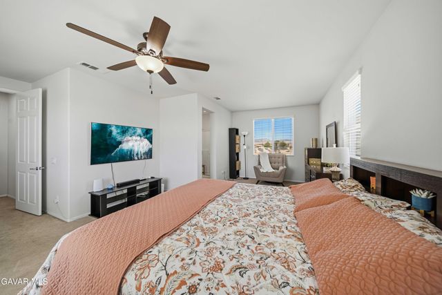 38031 Clermont Avenue, Palmdale, CA 93552