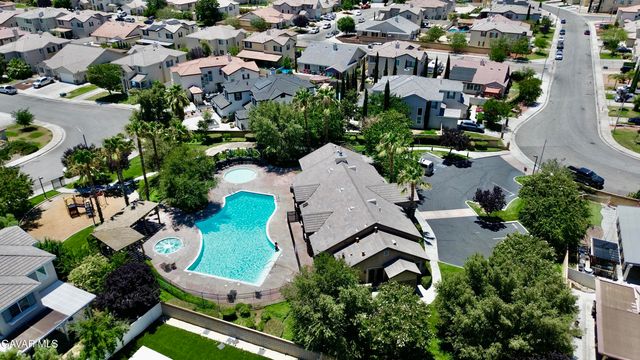 38031 Clermont Avenue, Palmdale, CA 93552