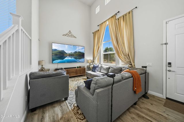 38031 Clermont Avenue, Palmdale, CA 93552